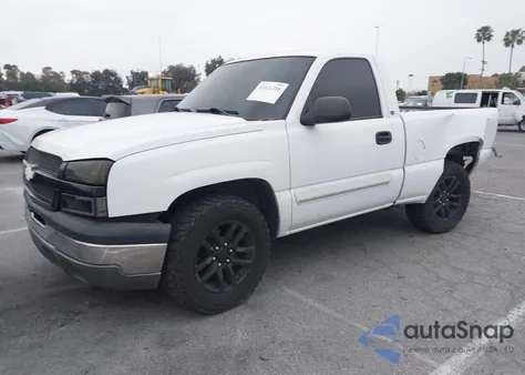 2003 Chevrolet Silverado 1500 Ls z USA, uszkodzony, nr VIN 1GCEC14T23Z198748